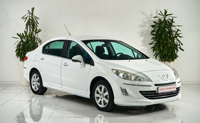 Peugeot 408