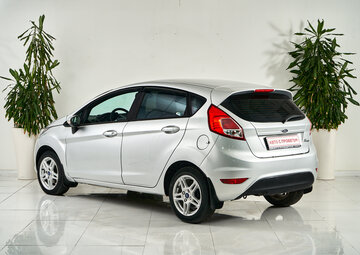 Ford Fiesta Вид 4