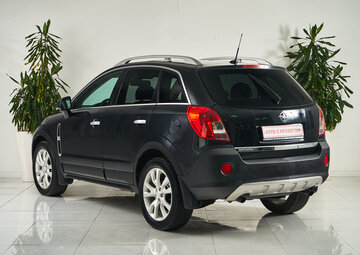 Opel Antara Вид 4