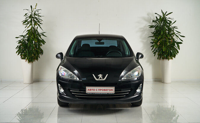 Peugeot 408
