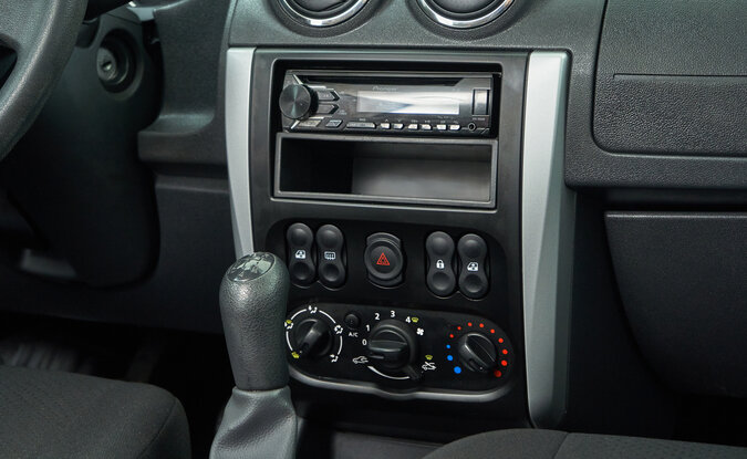 Nissan Almera