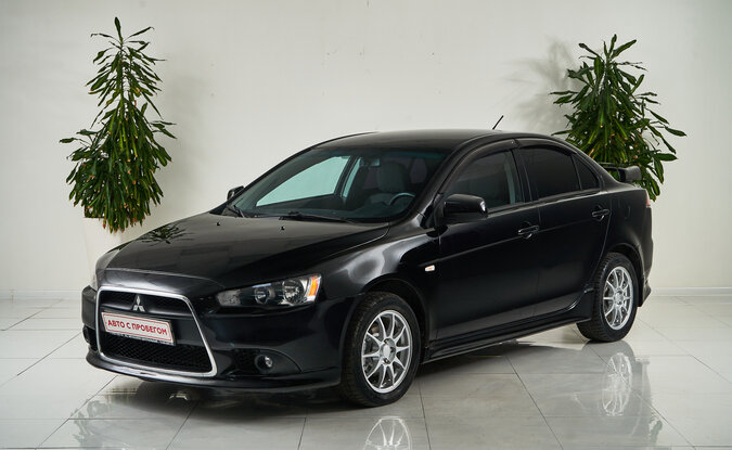 Mitsubishi Lancer