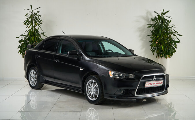 Mitsubishi Lancer