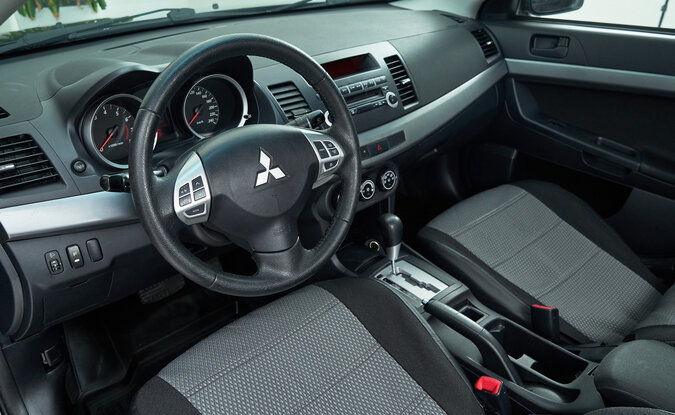 Mitsubishi Lancer