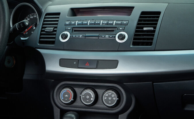 Mitsubishi Lancer