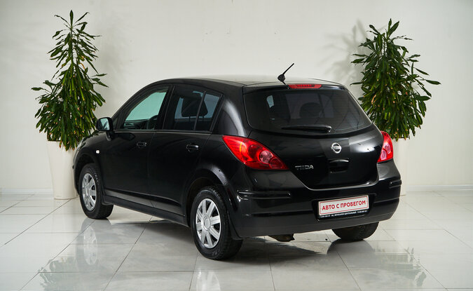 Nissan Tiida