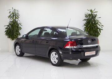 Opel Astra Вид 4