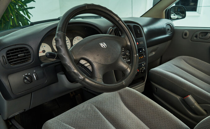 Dodge Caravan