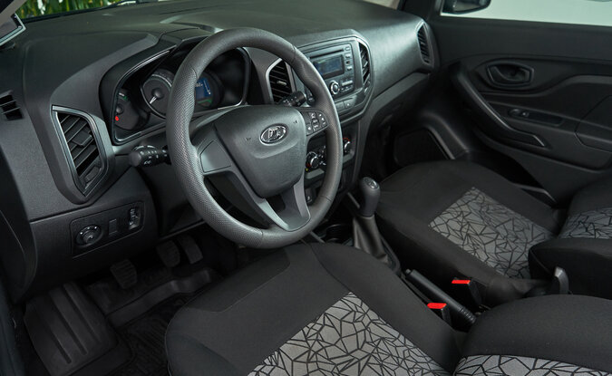 Lada XRAY