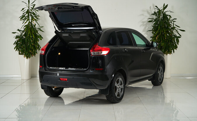 Lada XRAY