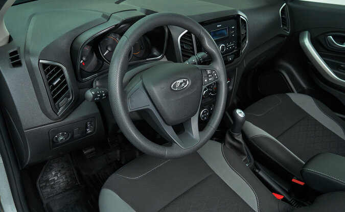 Lada XRAY