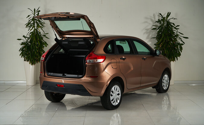 Lada XRAY