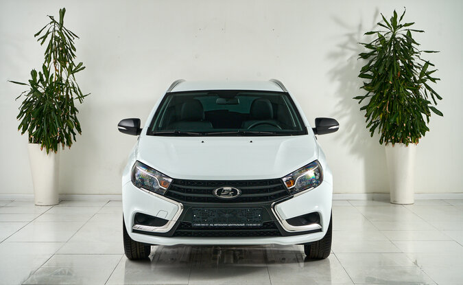 Lada Vesta