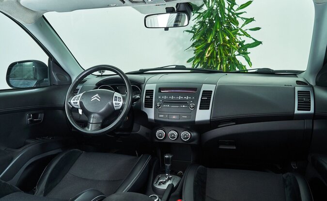 Citroen C-Crosser
