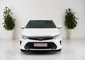 Toyota Camry Вид 2