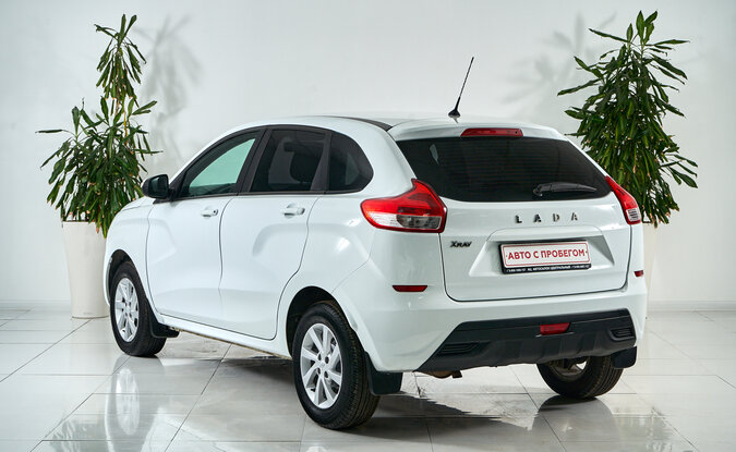 Lada XRAY