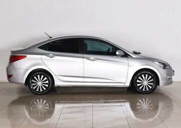 Hyundai Solaris Вид 5