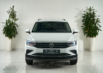 Volkswagen Tiguan Вид 2