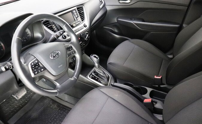 Hyundai Solaris
