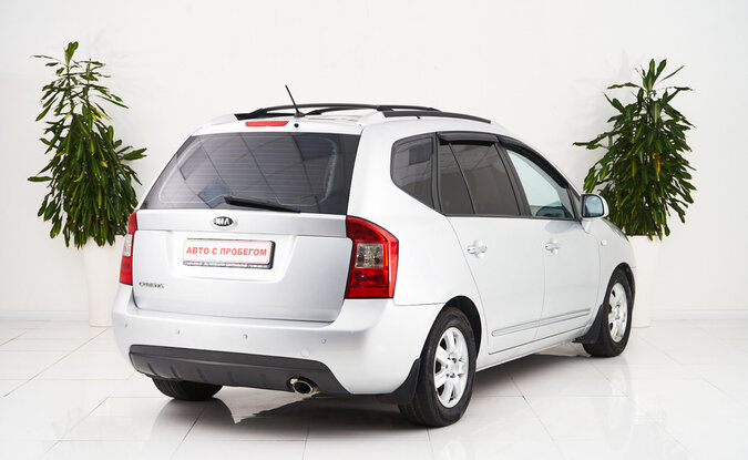 Kia Carens