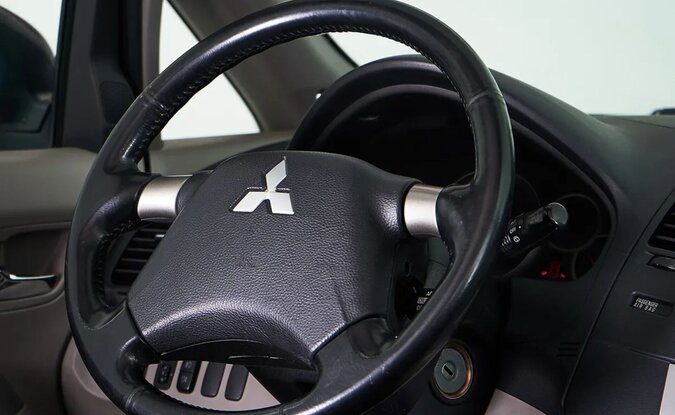 Mitsubishi Grandis
