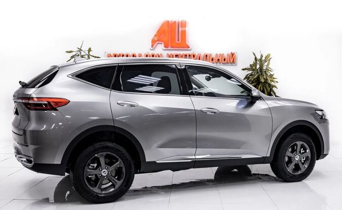 Haval F7