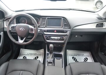 Hyundai Sonata Вид 4