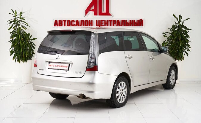 Mitsubishi Grandis