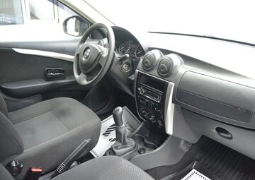 Nissan Almera Вид 5