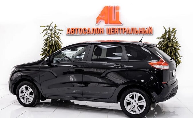 Lada XRAY